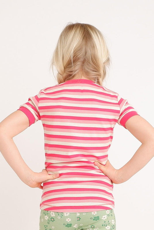 Back detail of a girl wearing a short sleeve ribbed t-shirt in organic cotton and pink stripes