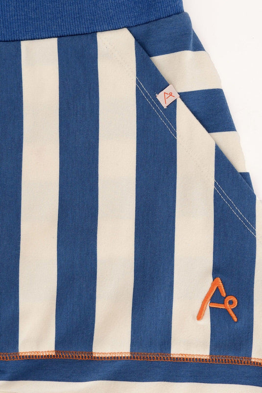 Pocket detail of balloon pants for children with stripes
