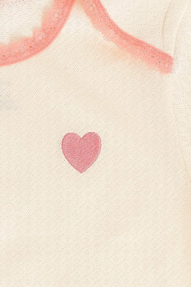 Laden Sie das Bild in Galerie -Viewer, Soft summer T-shirt made with pink and white organic cotton for slow fashion. 
