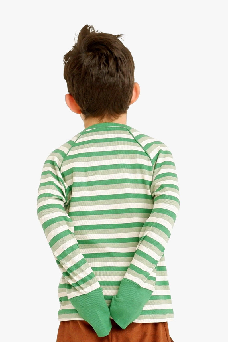Load image into Gallery viewer, back detail of retro ribbed organic t-shirt for children designed in denmark
