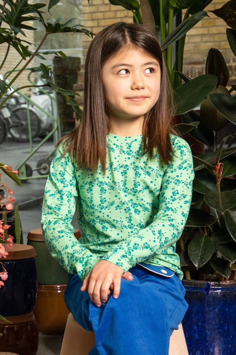 Load image into Gallery viewer, Scandinavian children blouse in green flowers organic cotton
